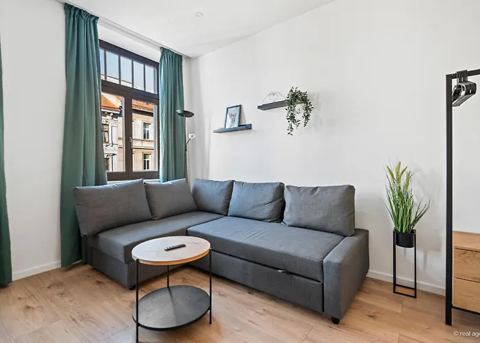 Bernhards Flurschützstraße Apartamento *